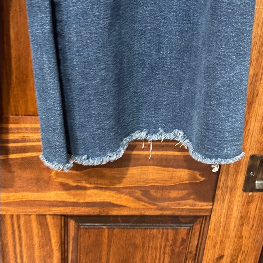 Pilcro pull on style side zip wide leg Blue jeans size 30 - Picture 2 of 7